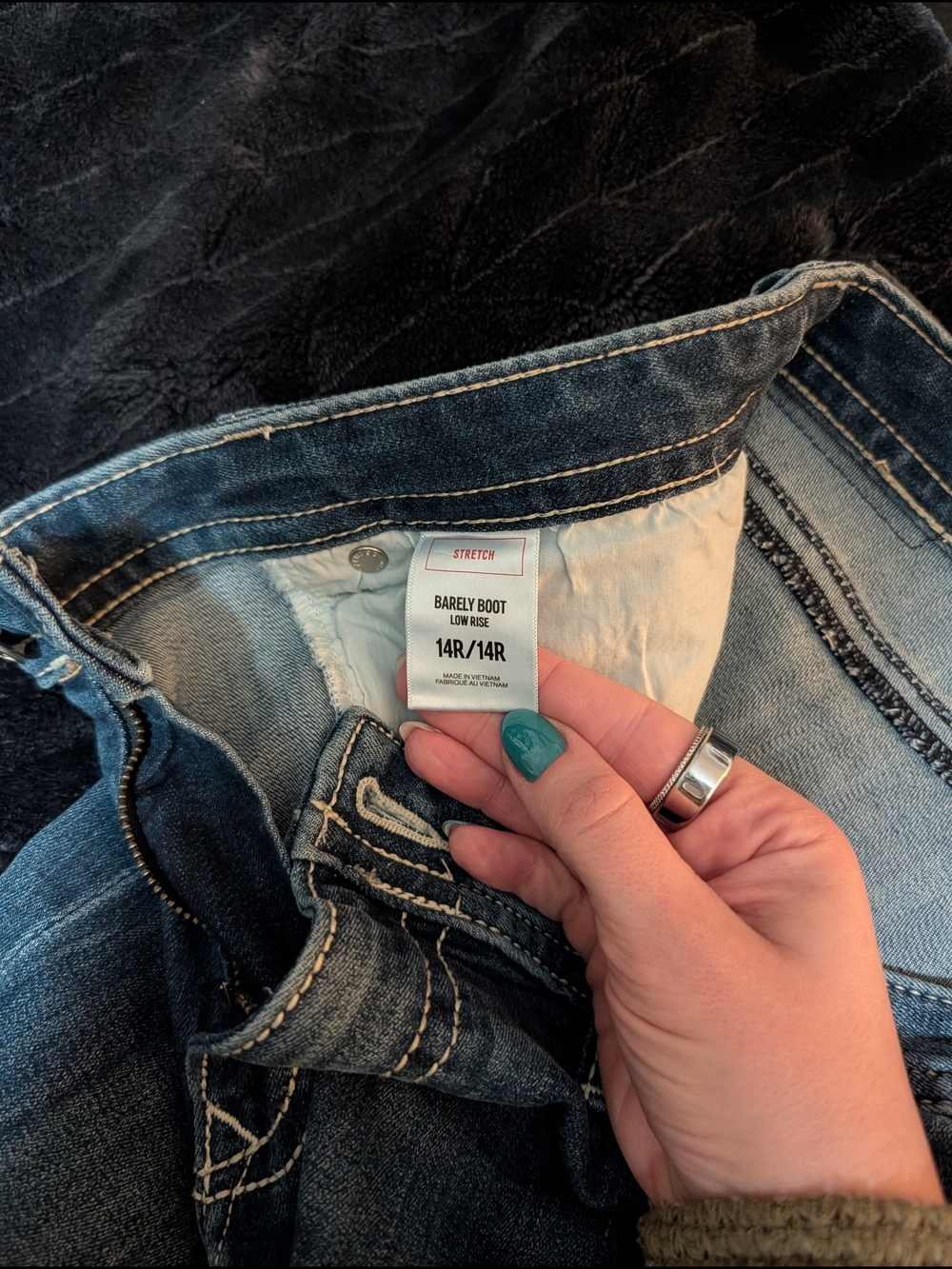 Express Barely Boot Low Rise Women’s Jeans - Distressed Blue